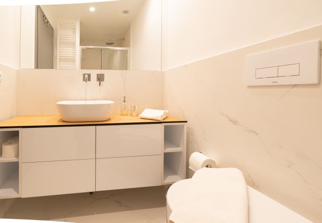 Apartment in Athens - LIV - Luminous & Spacious Apartment in Pagrati Apartment in Athens - LIV - Luminous & Spacious Apartment in Pagrati