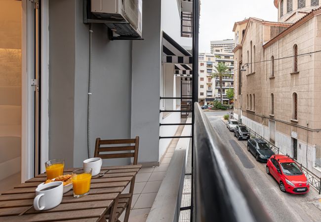Rent by room in Athens - Kriel Suites by LIV Homes 101 Rent by room in Athens - Kriel Suites by LIV Homes 101