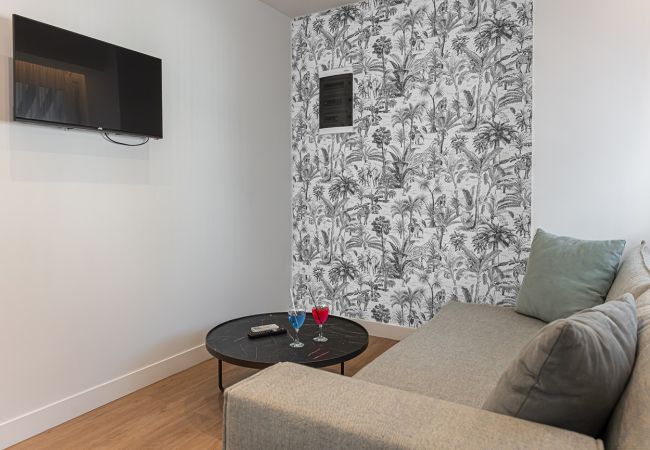 Rent by room in Athens - Kriel Suites by LIV Homes 201 Rent by room in Athens - Kriel Suites by LIV Homes 201