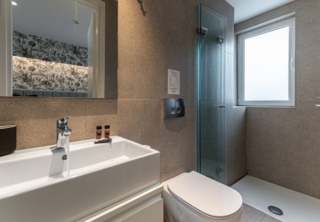 Rent by room in Athens - Kriel Suites by LIV Homes 203 Rent by room in Athens - Kriel Suites by LIV Homes 203