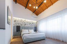 Rent by room in Athens - Kriel Suites by LIV Homes 302