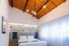 Rent by room in Athens - Kriel Suites by LIV Homes 302 Rent by room in Athens - Kriel Suites by LIV Homes 302