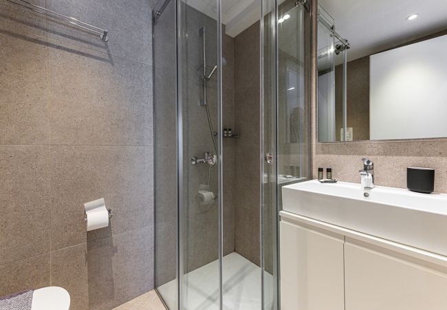 Rent by room in Athens - Kriel Suites by LIV Homes 202 Rent by room in Athens - Kriel Suites by LIV Homes 202