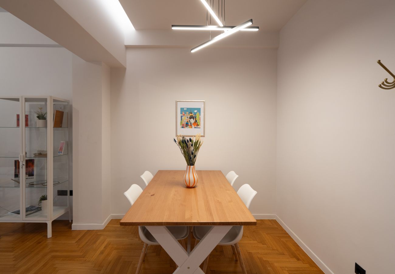 Apartment in Athens - LIV - Modern Heavenly Retreat in Exarcheia