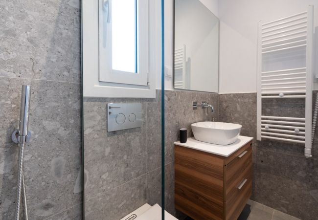Apartment in Athens - LIV - Heavenly Rooftop Flat in Koukaki Apartment in Athens - LIV - Heavenly Rooftop Flat in Koukaki