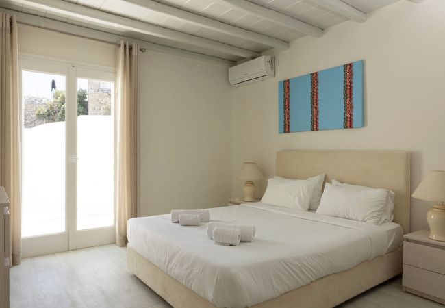 Villa in Mykonos - Luxury Maisonette 1A in Mykonos with Private Pool Villa in Mykonos - Luxury Maisonette 1A in Mykonos with Private Pool