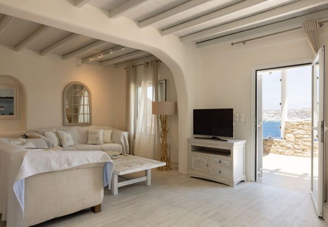Villa in Mykonos - Luxury Maisonette 1A in Mykonos with Private Pool Villa in Mykonos - Luxury Maisonette 1A in Mykonos with Private Pool