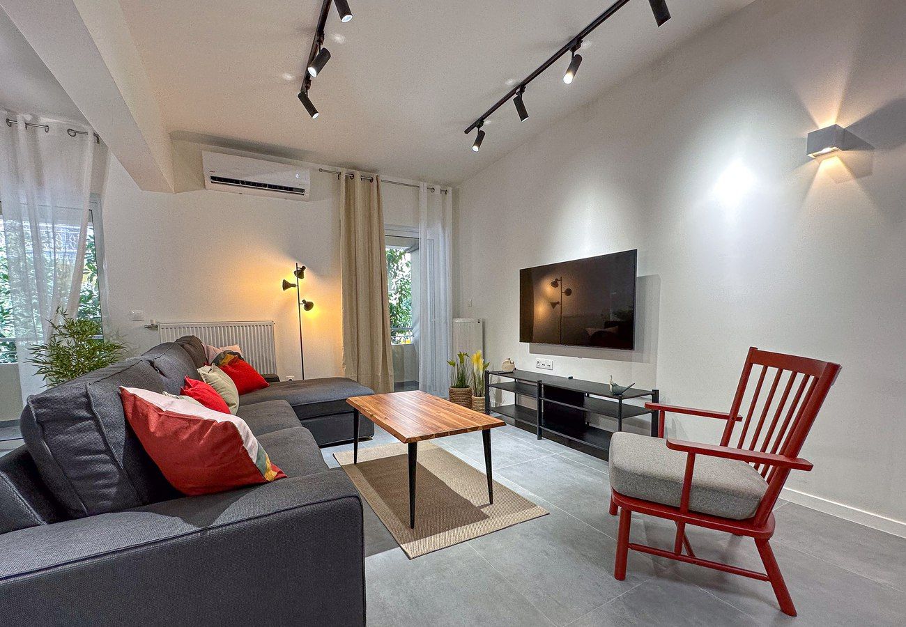 Apartment in Athens - LIV - Modern Comfort Oasis in Pagrati