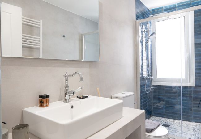 Apartment in Athens - LIV - Charming 3BD in Athens Vibrant Downtown Apartment in Athens - LIV - Charming 3BD in Athens Vibrant Downtown