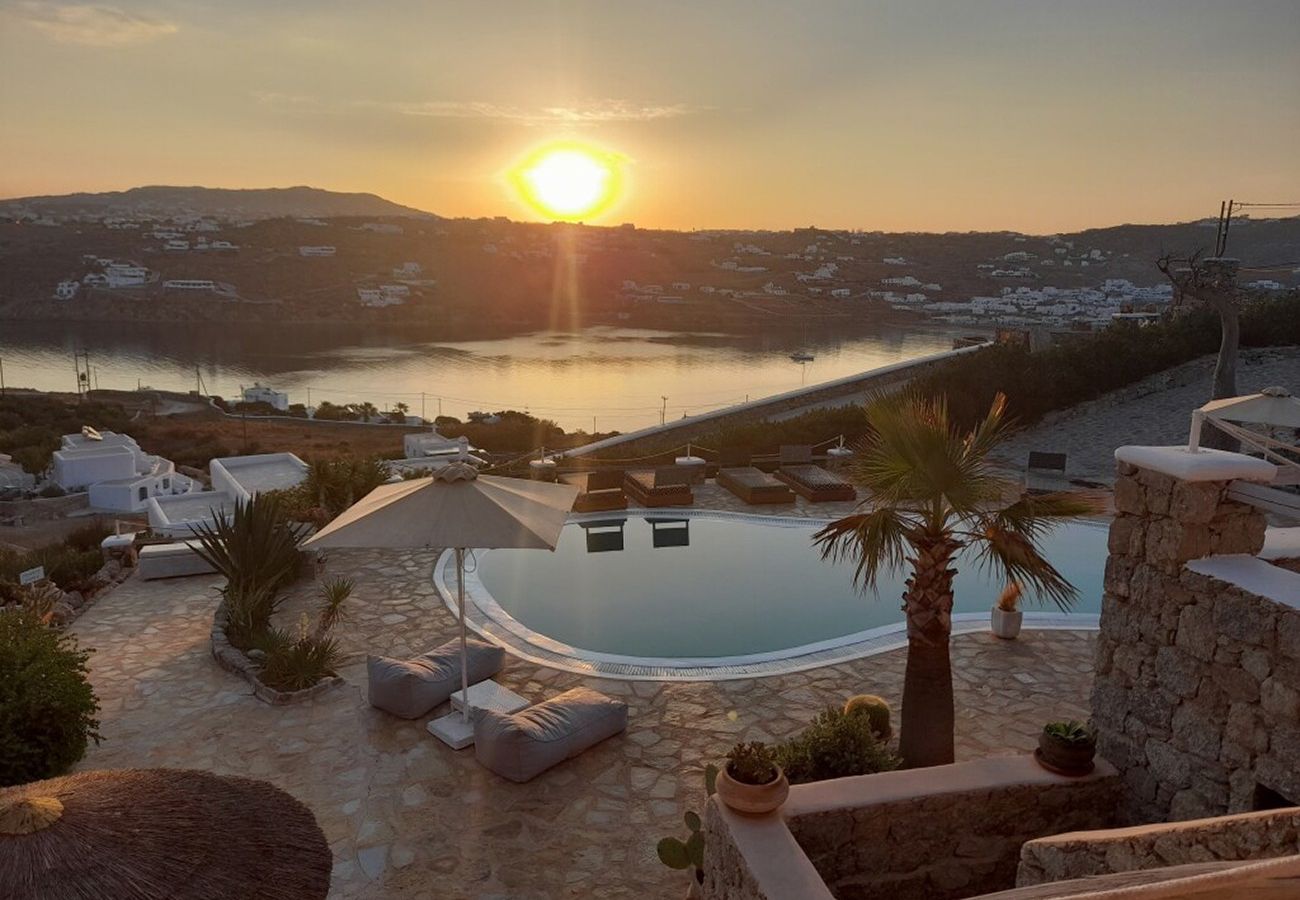 Apartment in Mykonos - Mykonos | Sea & Pool View Suite