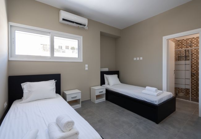 Apartment in Athens - LIV - Sunny Penthouse Near Acropolis Apartment in Athens - LIV - Sunny Penthouse Near Acropolis