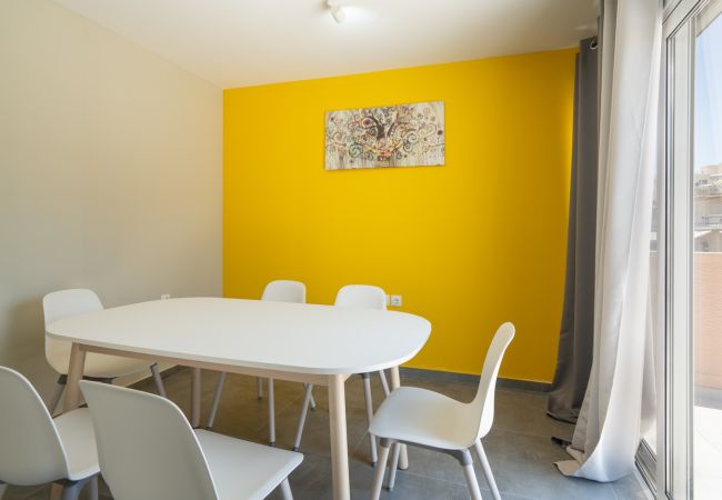 Apartment in Athens - LIV - Sunny Penthouse Near Acropolis Apartment in Athens - LIV - Sunny Penthouse Near Acropolis