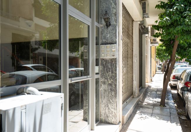 Apartment in Athens - LIV - Sunny Penthouse Near Acropolis Apartment in Athens - LIV - Sunny Penthouse Near Acropolis