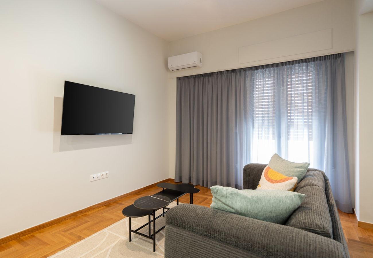 Apartment in Athens - LIV - Peaceful Pagrati Getaway