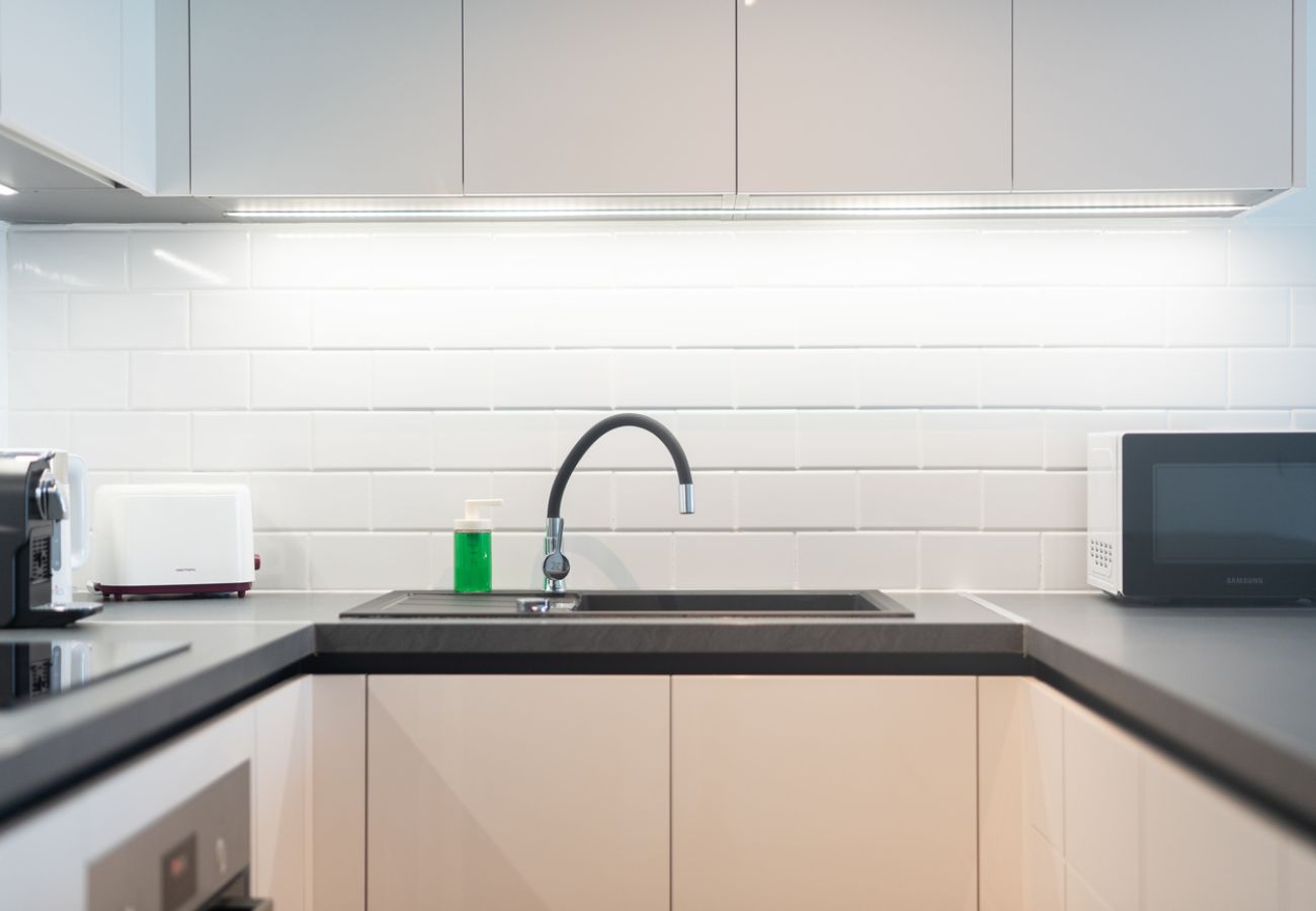 Apartment in Athens - LIV Athinum 1 - Luxury Apartment 1B