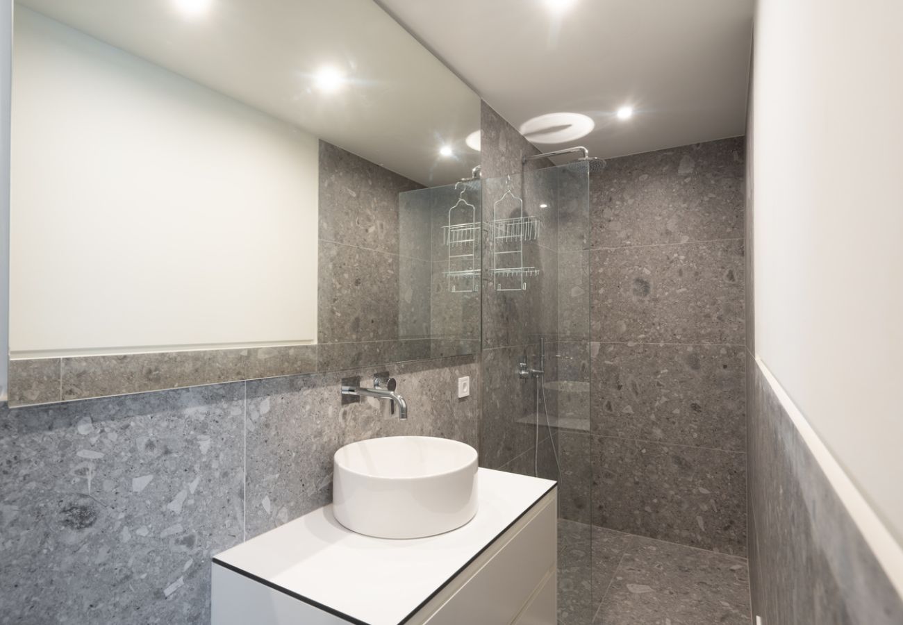 Apartment in Athens - LIV Athinum 1 - Luxury Apartment 1B