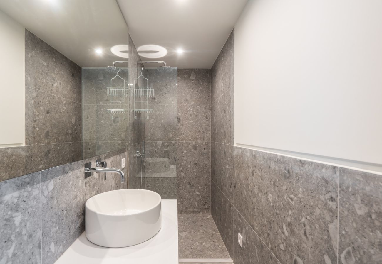 Apartment in Athens - LIV Athinum 1 - Luxury Apartment 1B