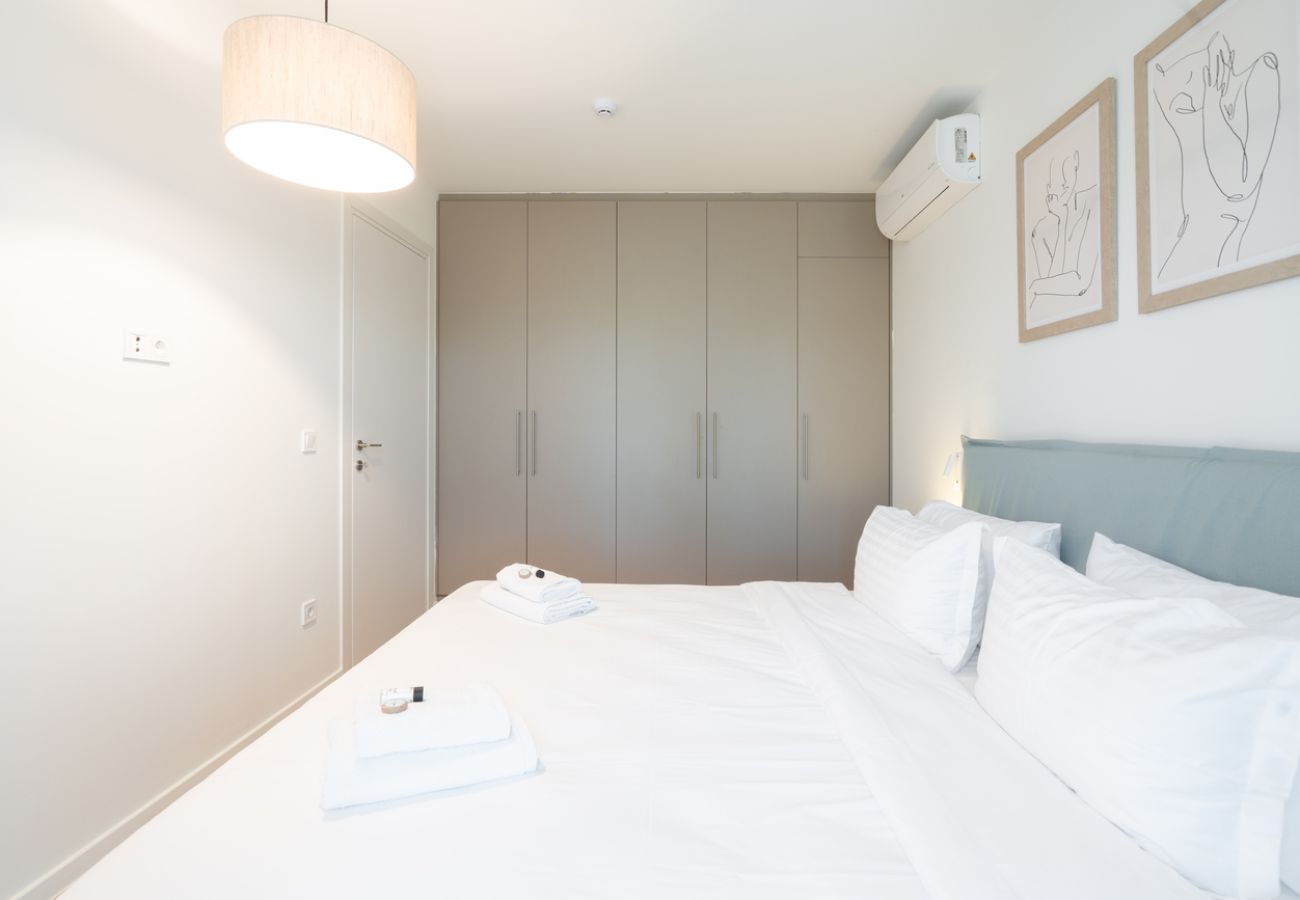 Apartment in Athens - LIV Athinum 1 - Luxury Apartment 2B