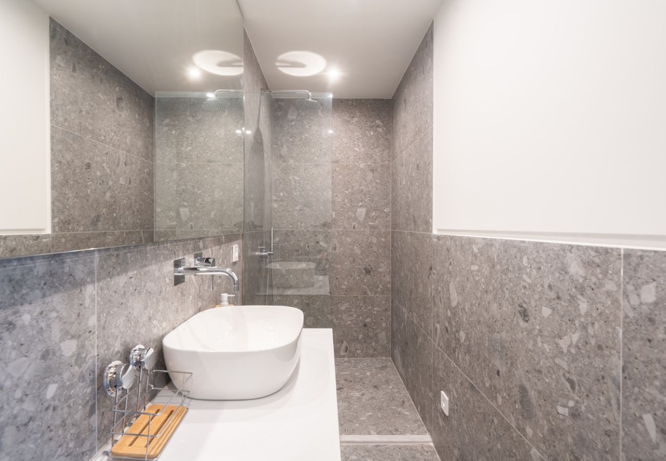 Apartment in Athens - LIV Athinum 1 - Luxury Apartment 2B