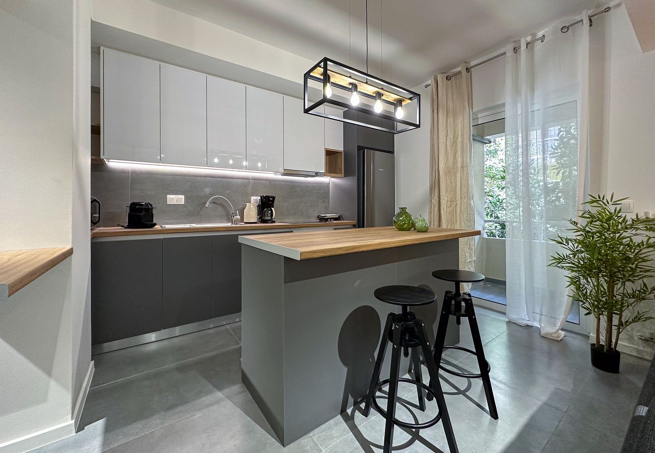 Apartment in Athens - LIV Athinum 1 - Luxury Apartment 4C