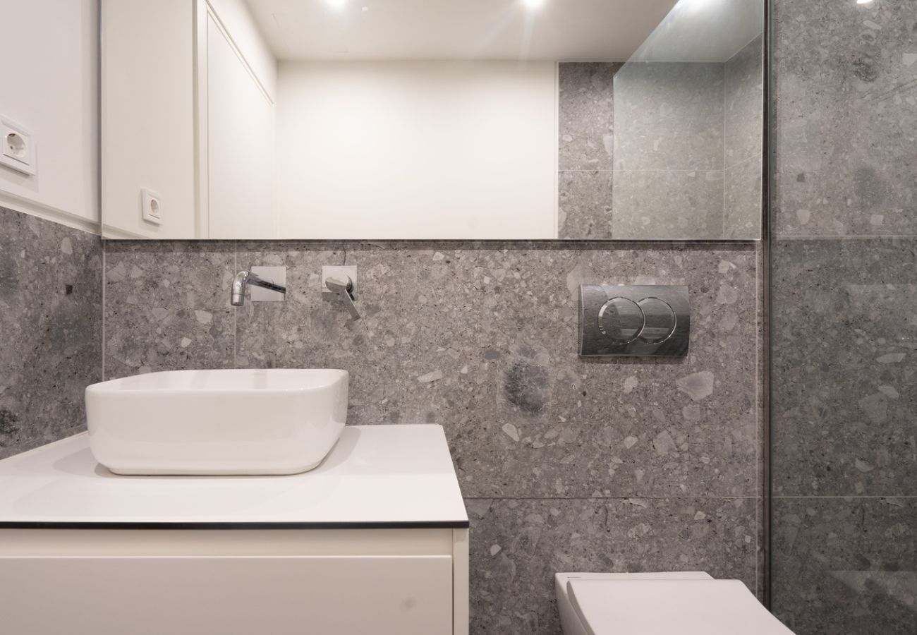 Apartment in Athens - LIV Athinum 1 - Luxury Apartment 4C