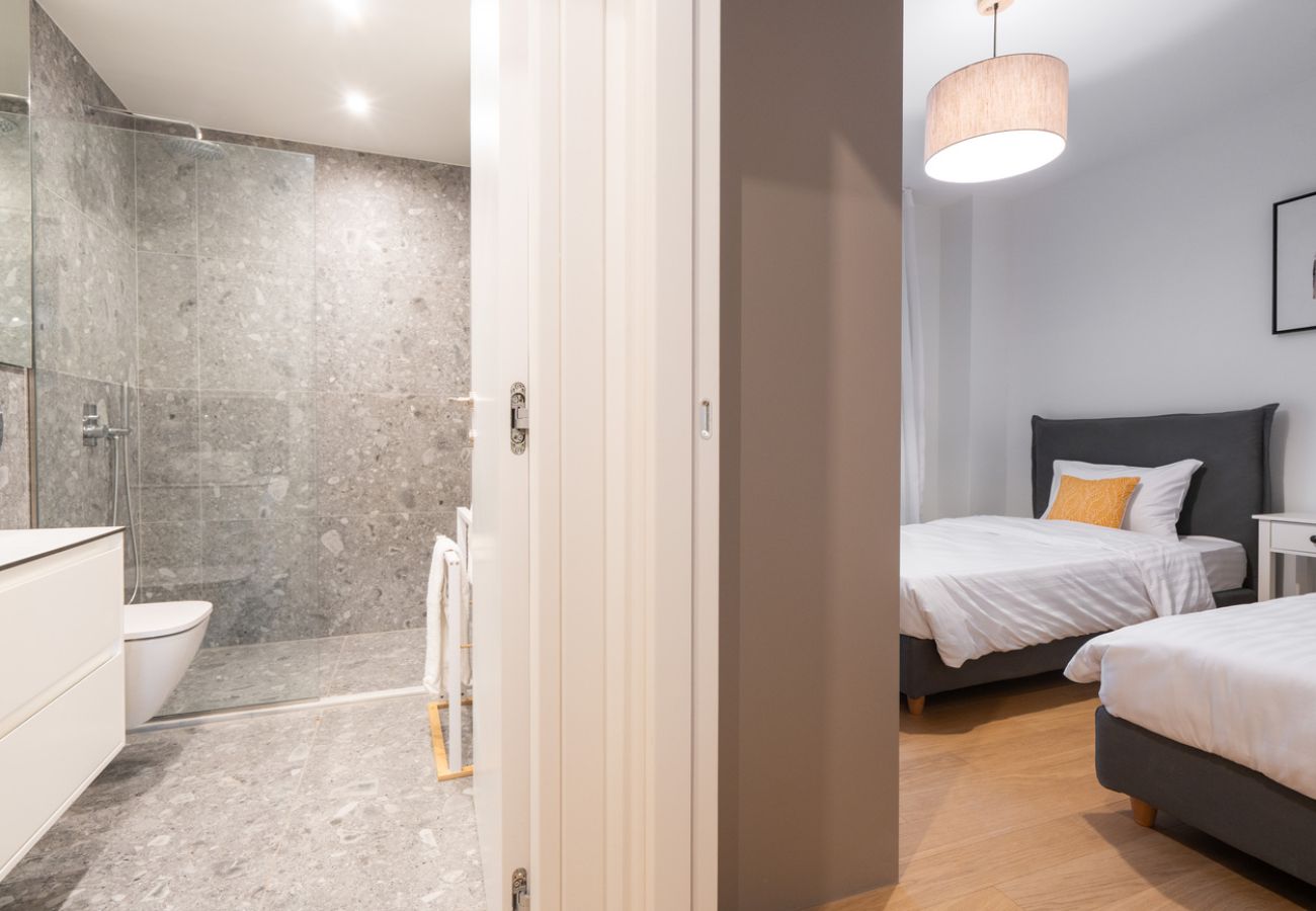 Apartment in Athens - LIV Athinum 1 - Luxury Apartment 4C