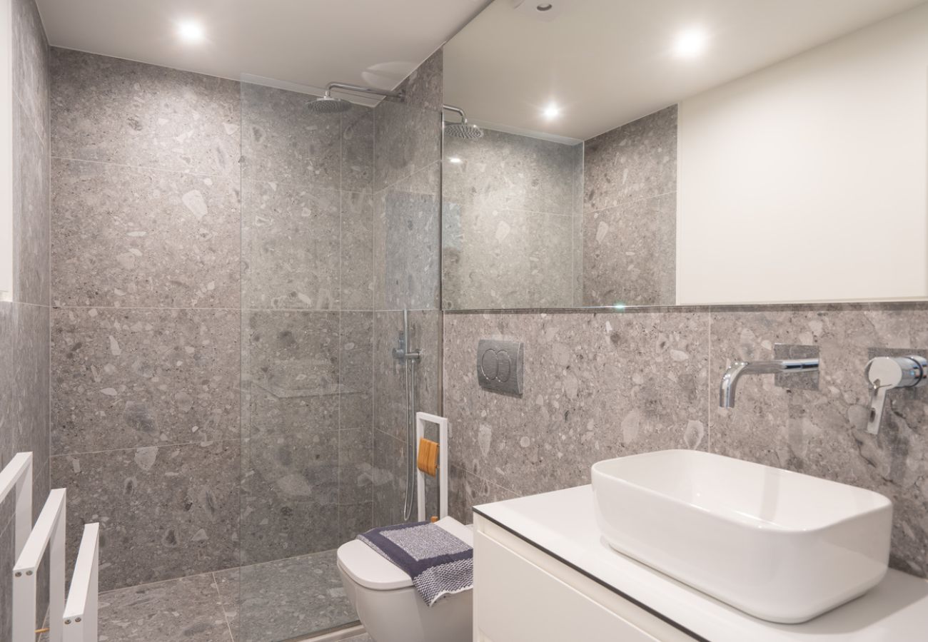 Apartment in Athens - LIV Athinum 1 - Luxury Apartment 2A