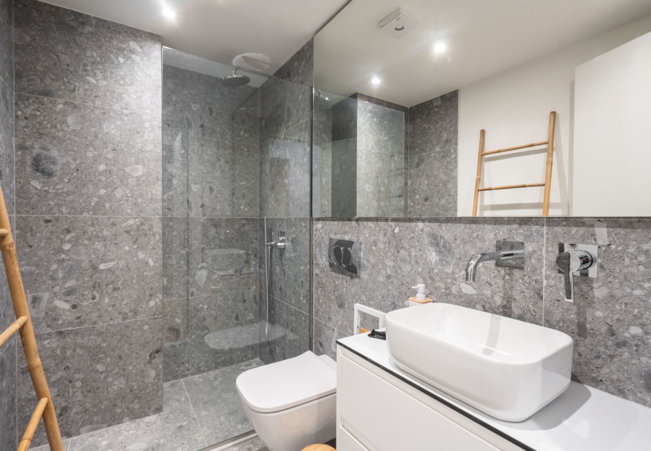 Apartment in Athens - LIV Athinum 1 - Luxury Apartment 1C
