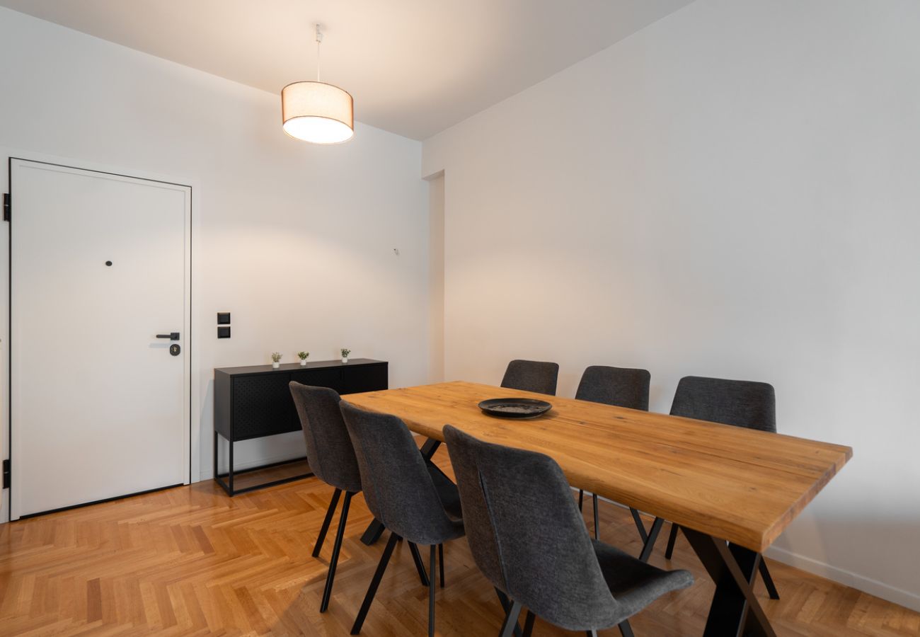 Apartment in Athens - LIV - Spacious Flat for Friends & Family