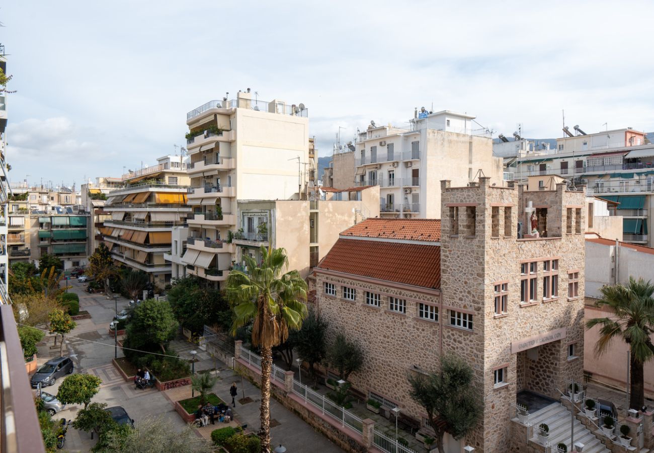 Apartment in Athens - LIV - Spacious Flat for Friends & Family