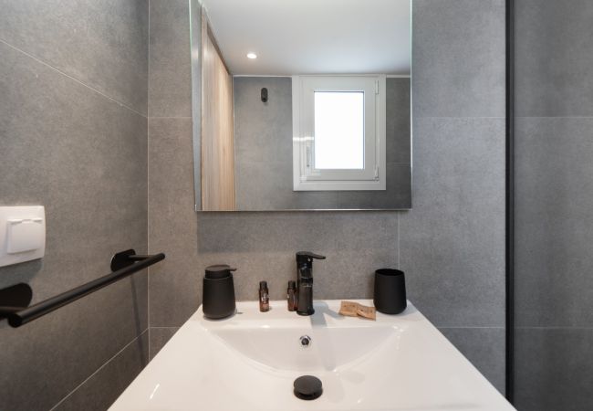 Apartment in Glyfada - LIV - Seaside Getaway in Glyfada Apartment in Glyfada - LIV - Seaside Getaway in Glyfada