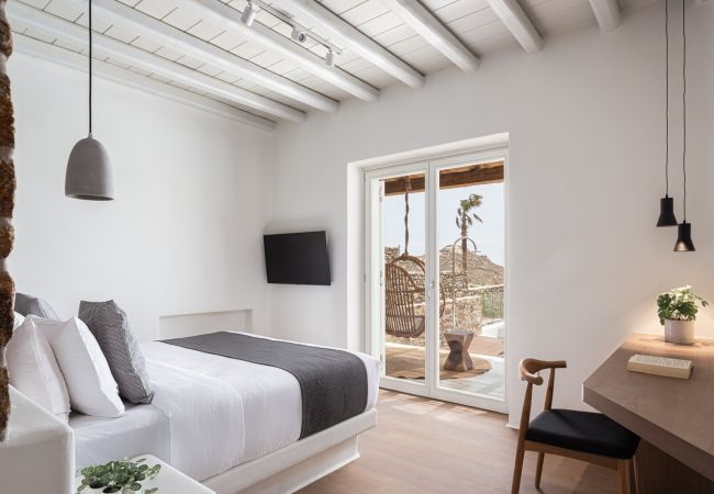 Villa in Mykonos - Luxury Mykonos Villa in Kalafatis Villa in Mykonos - Luxury Mykonos Villa in Kalafatis