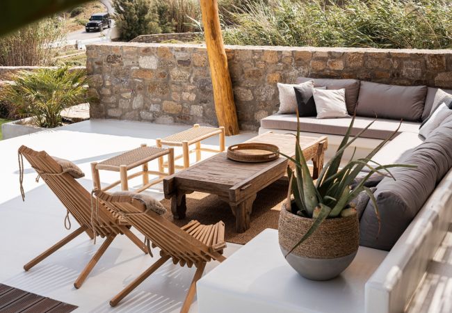 Villa in Mykonos - Luxury Mykonos Villa in Kalafatis Villa in Mykonos - Luxury Mykonos Villa in Kalafatis