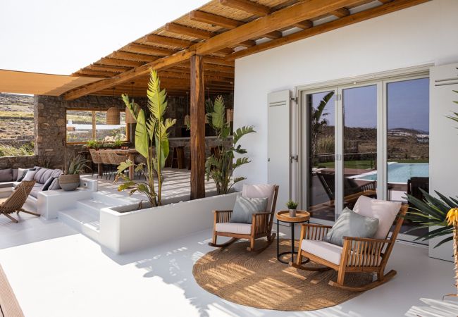 Villa in Mykonos - Luxury Mykonos Villa in Kalafatis Villa in Mykonos - Luxury Mykonos Villa in Kalafatis