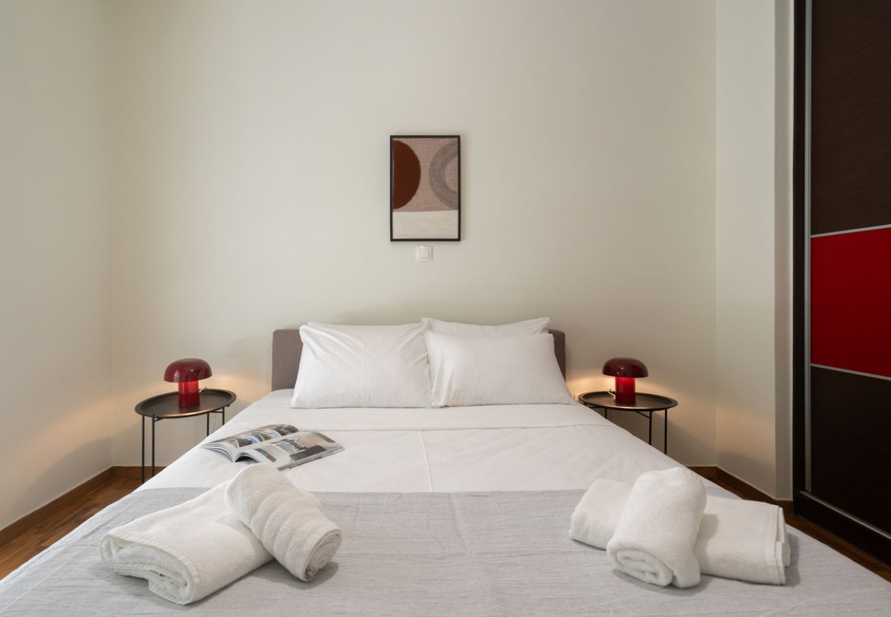 Apartment in Athens - LIV - Relaxing Pagrati Retreat in Athens