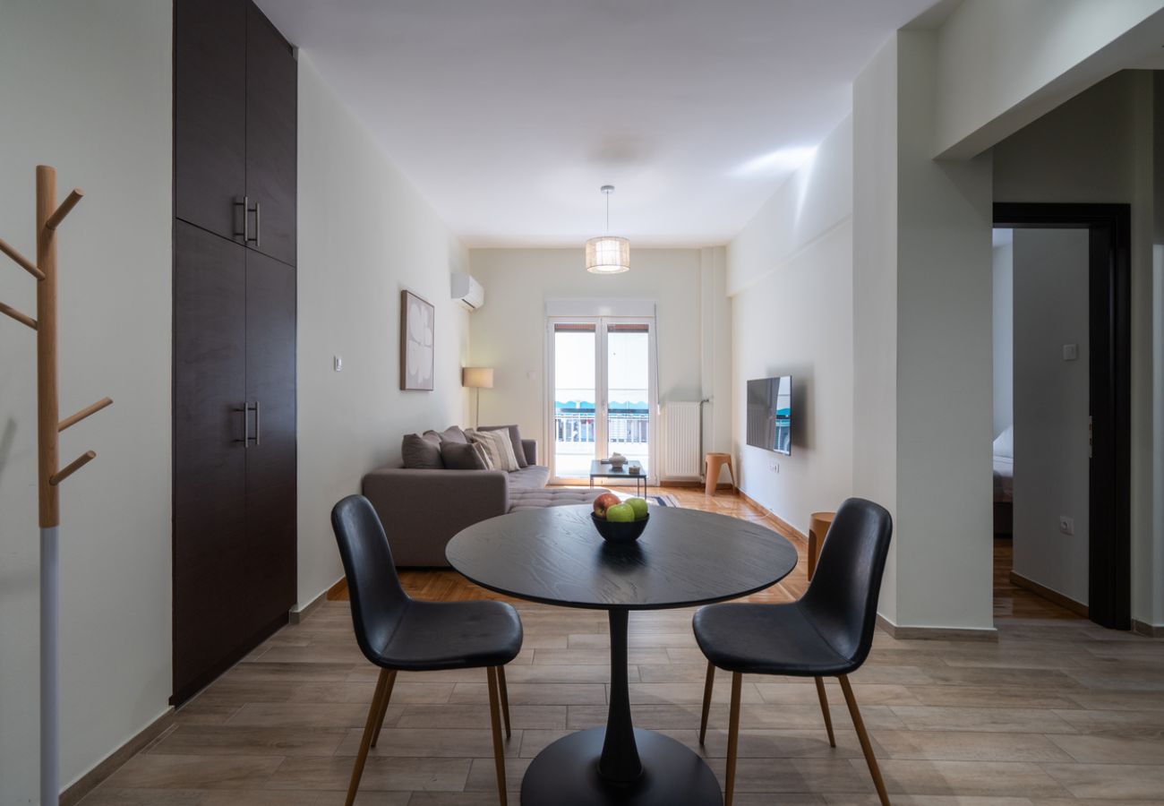 Apartment in Athens - LIV - Relaxing Pagrati Retreat in Athens
