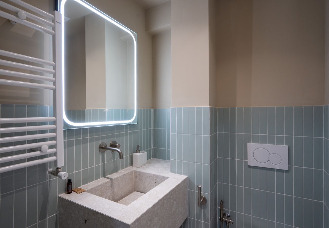 Apartment in Athens - LIV - Artistic Rooftop Apartment in Pagrati