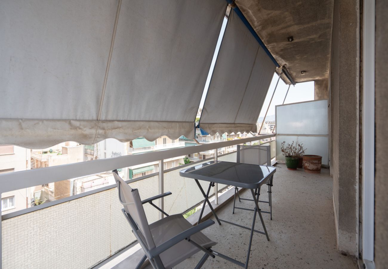 Apartment in Athens - LIV - Artistic Rooftop Apartment in Pagrati