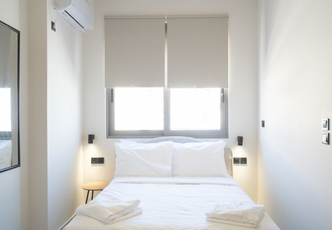 Studio in Athens - LIV - Comfortable Athens Studio S8-4A Studio in Athens - LIV - Comfortable Athens Studio S8-4A