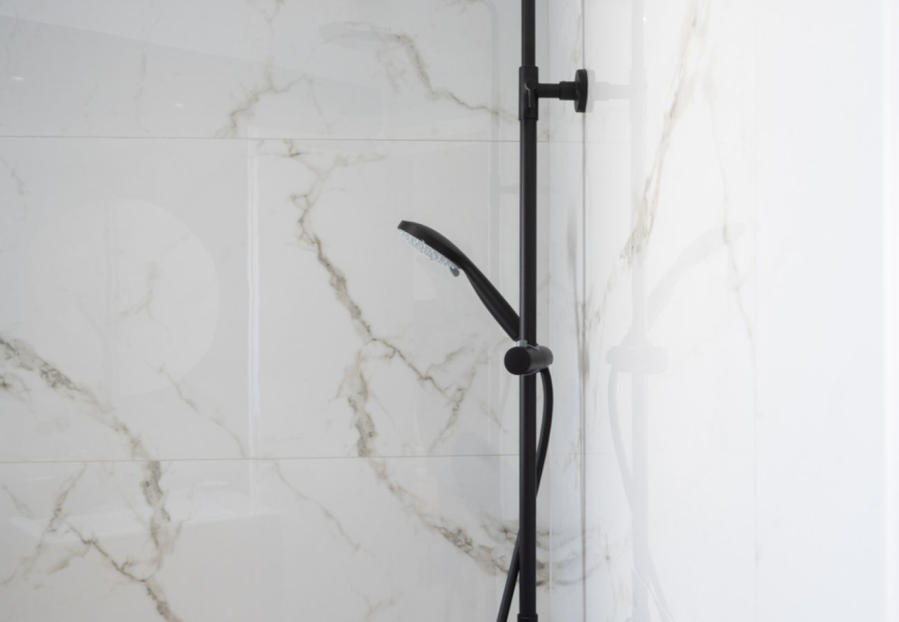 Studio in Athens - LIV - Prime Central Athens Studio S8-4A