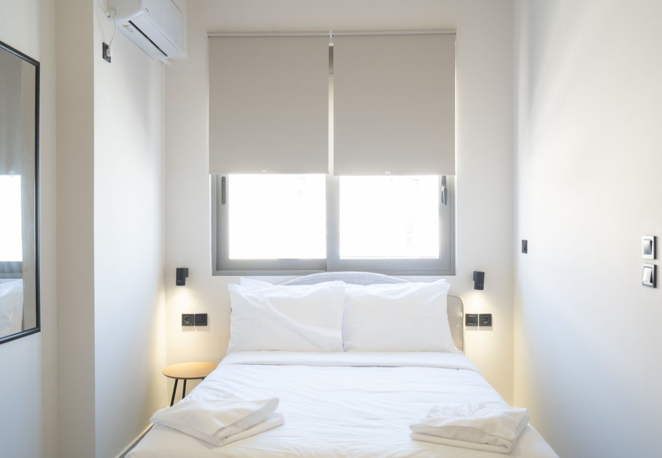 Studio in Athens - LIV - Prime Central Athens Studio S8-4A