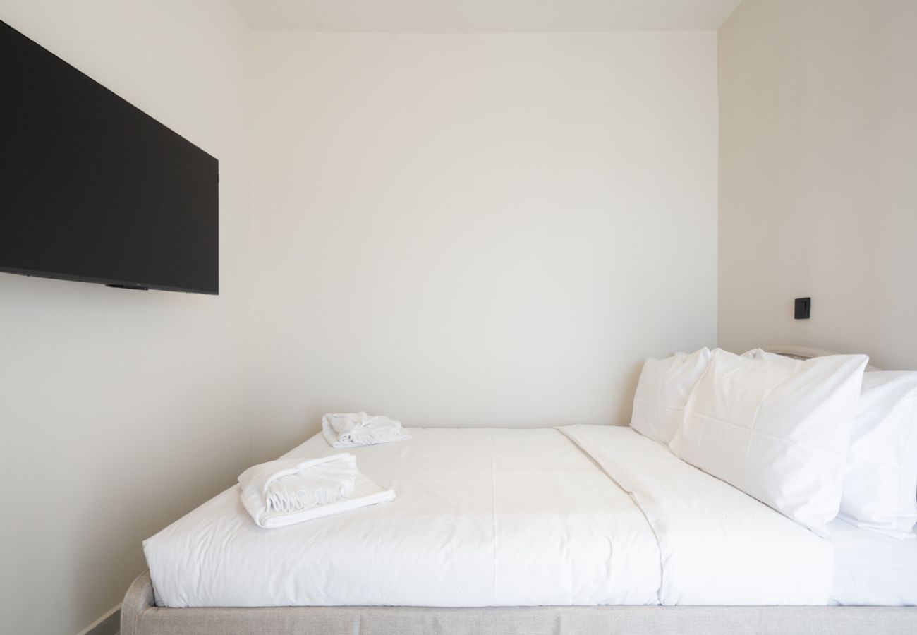 Studio in Athens - LIV - Prime Central Athens Studio S8-3C
