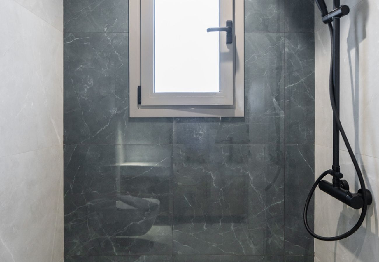 Studio in Athens - LIV - Prime Central Athens Studio S8-3C