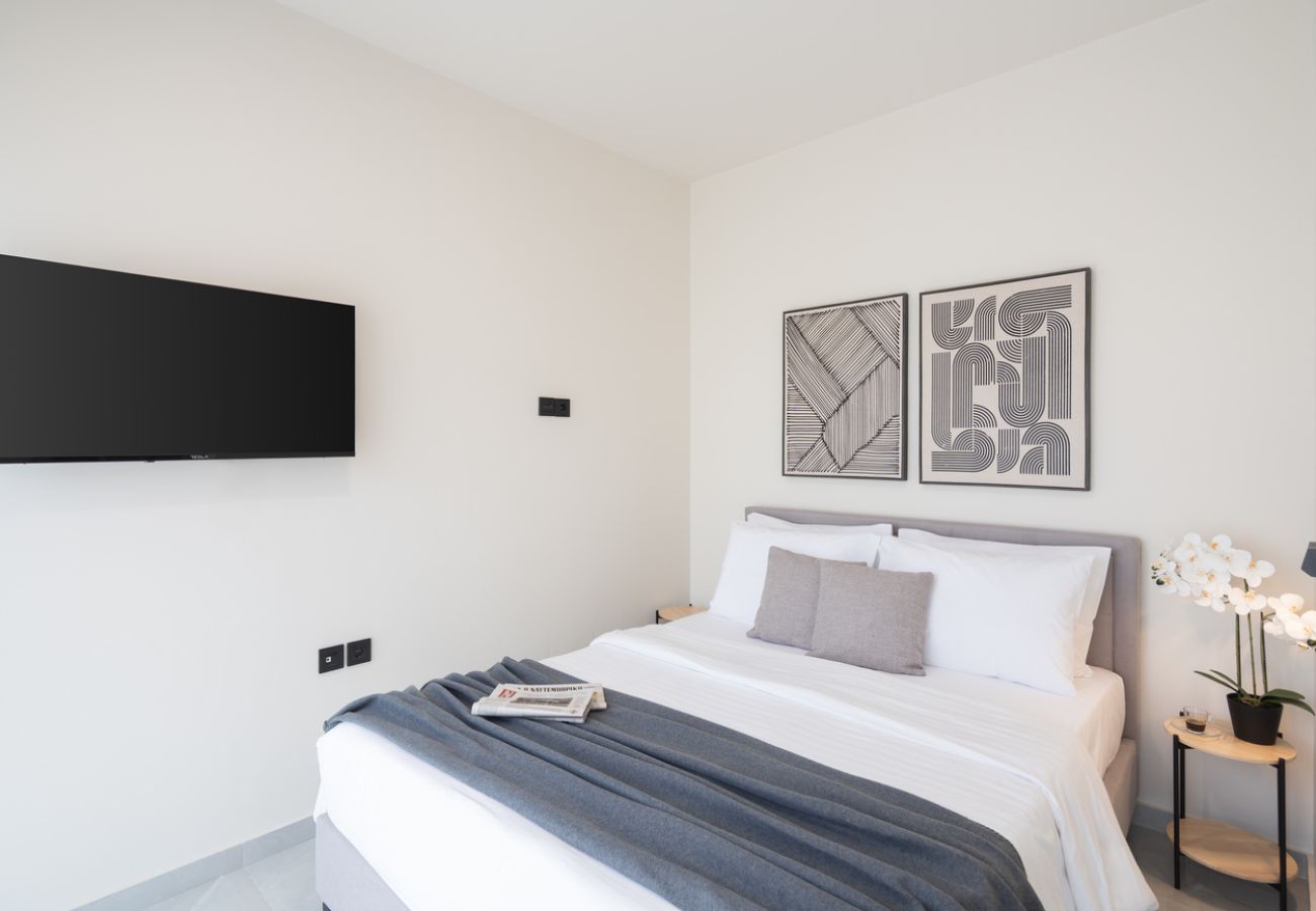 Studio in Athens - LIV - Prime Central Athens Studio S8-1C