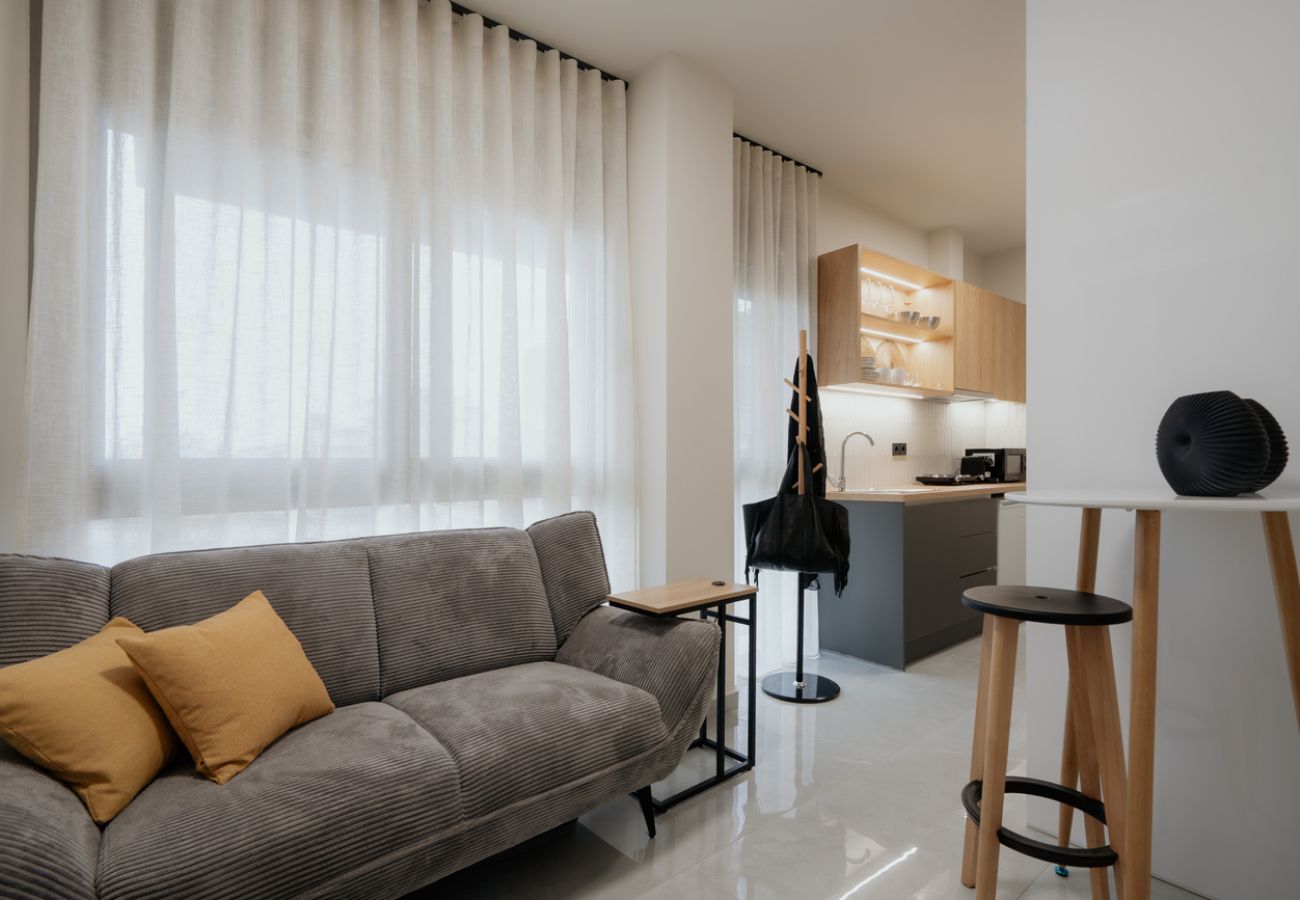 Studio in Athens - LIV - Comfortable Athens Studio S8-2C