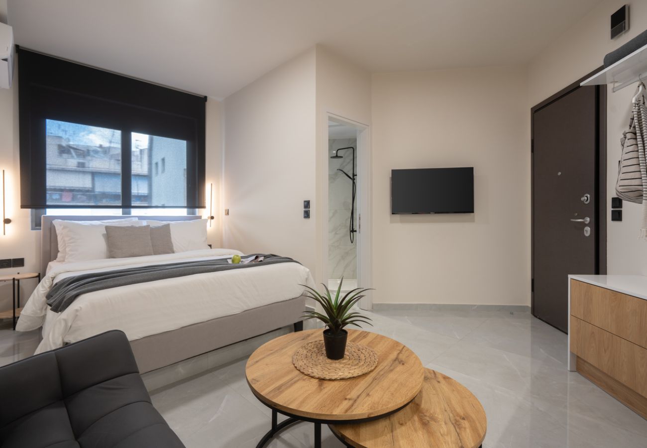 Studio in Athens - LIV - Prime Central Athens Studio S8-2A