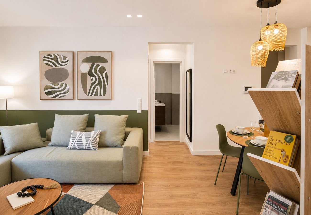 Apartment in Athens - LIV - Upscale Athenian Apartment 1B