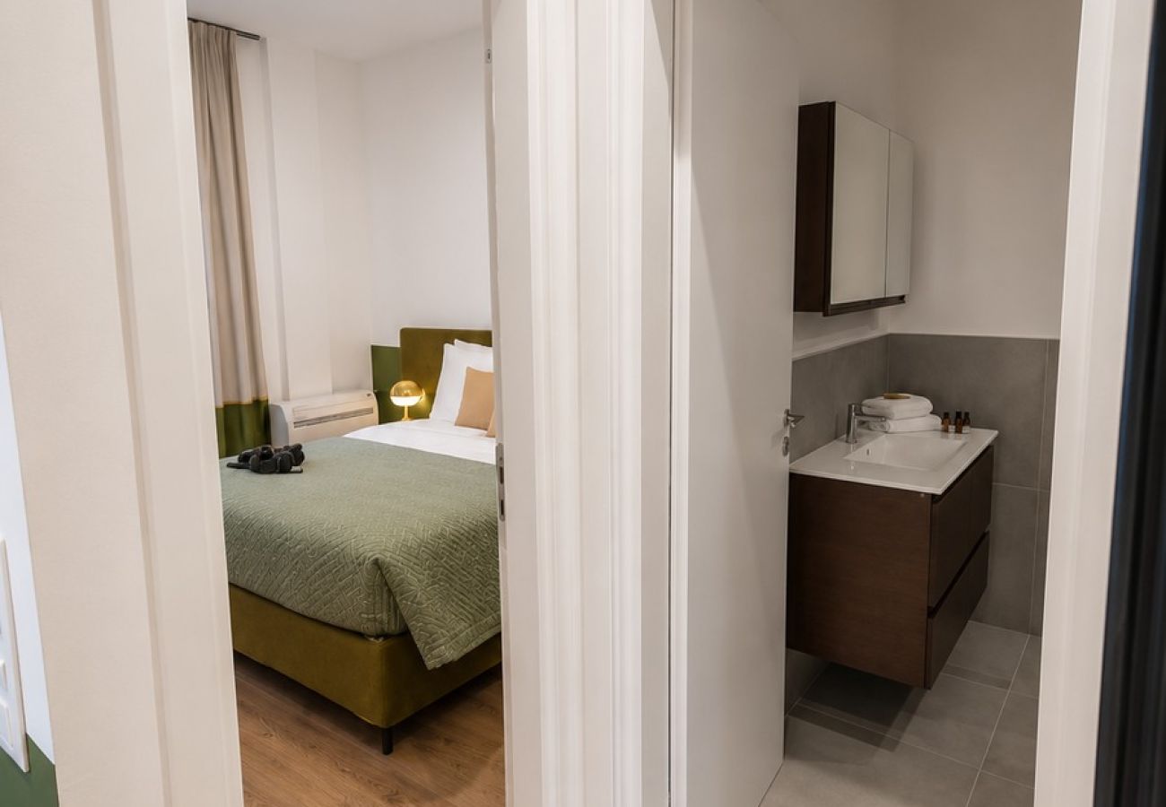 Apartment in Athens - LIV - Upscale Athenian Apartment 2B