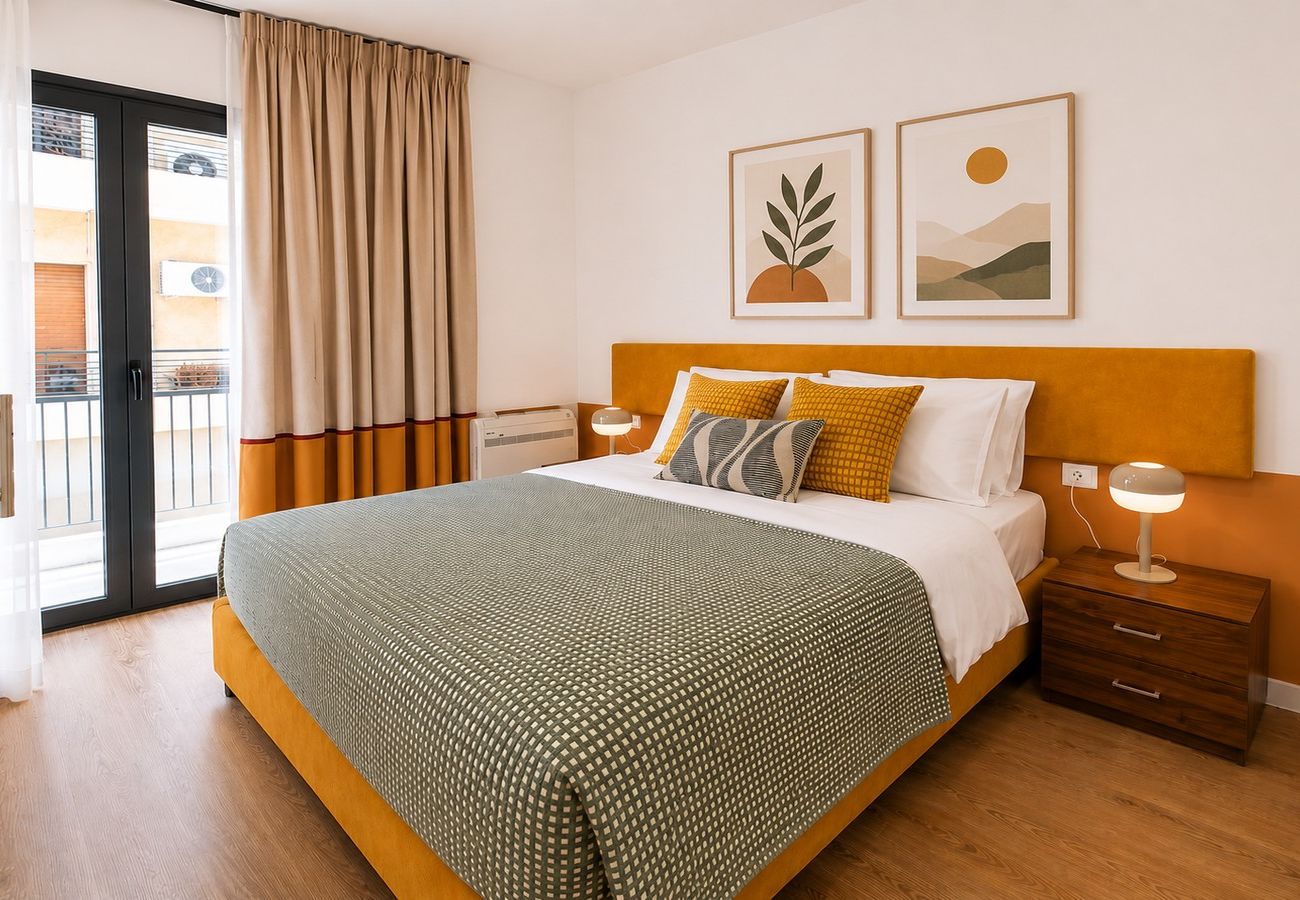 Apartment in Athens - LIV - Upscale Athenian Apartment 2B