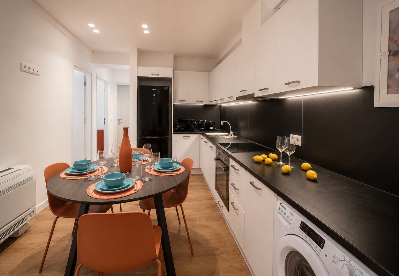 Apartment in Athens - LIV - Upscale Athenian Apartment 3A